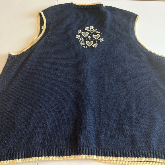 Christopher & Banks Blue Cream V-Neck Sweater - 1x - Picture 7 of 7